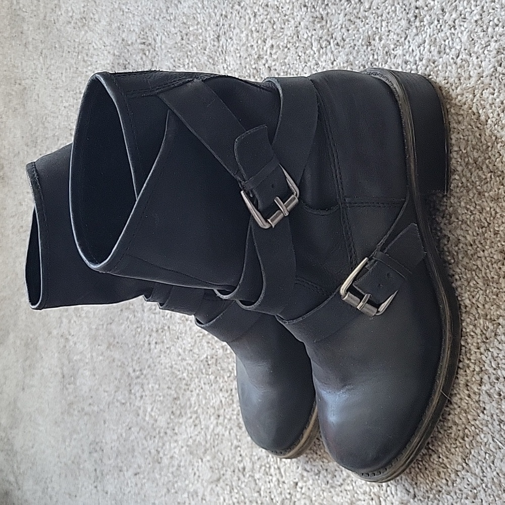 Lucky brand womens boots